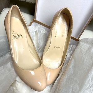 Authentic Christian LOUBOUTIN Pumppie 85 glossed nude beige platform heel